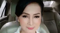 7 Potret Masa Muda Anna Maria Istri Roy Marten, Pesonanya Tak Pernah Luntur