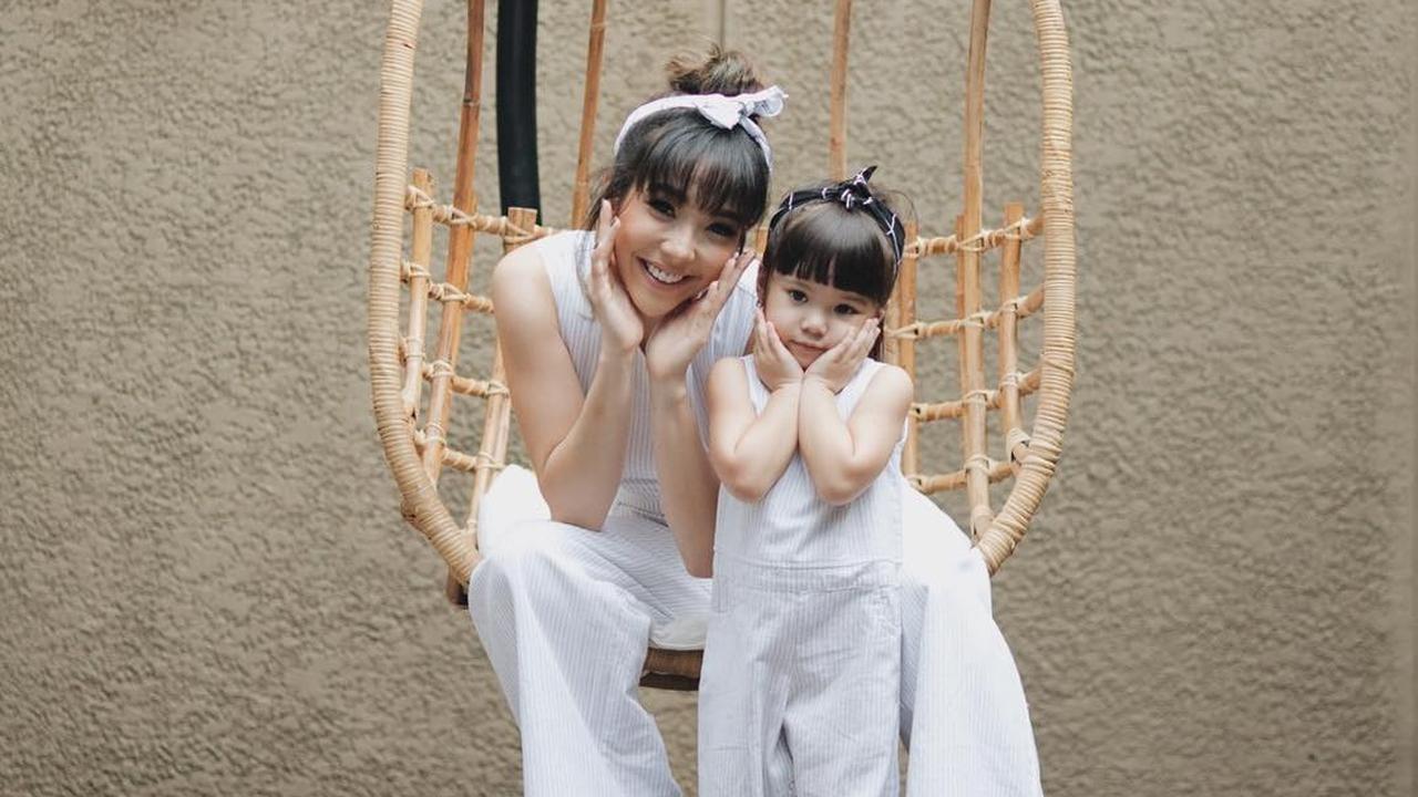 [Bintang] Serasi, Ini 8 Foto Kekompakan Gempi dan Gisella Anastasia