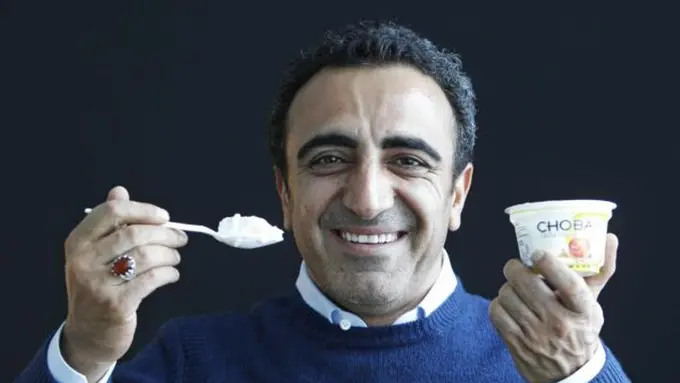 Sejahterakan Karyawan, Pemilik Pabrik Yogurt Berikan 10% Sahamnya