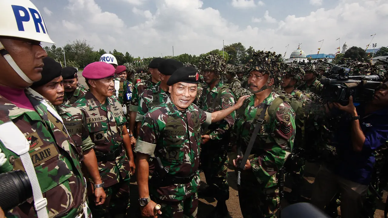 Permintaan Marinir ke Panglima TNI: Bulldozer Hingga Alat Masak