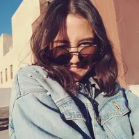 Nama Prilly Latuconsina mulai dikenal publik sejak ia bermain dalam sinetron Ganteng-Ganteng Serigala. Namanya pun melejit bagai roket. (Foto: instagram.com/prillylatuconsina96)