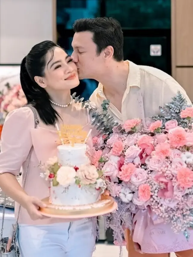 Titi Kamal dan Christian Sugiono (Instagram/titi_kamall)