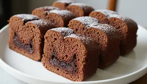 Cara Membuat Bolu Coklat Kukus Tanpa Mixer yang Empuk, Moist, dan Lezat