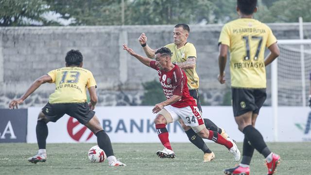 Bali United vs Barito Putera