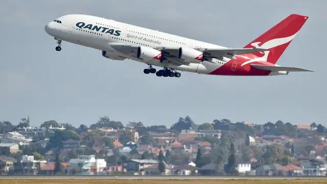 PHK 1.800 Pekerja secara Ilegal, Qantas Kena Denda Rp 949 Miliar