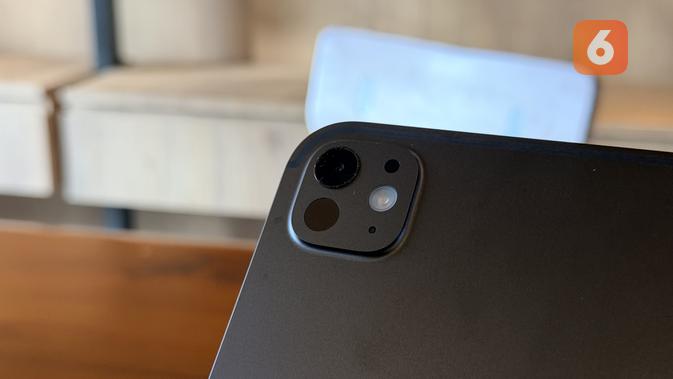 Kamera di iPad Pro M5. (Liputan6.com/ Yuslianson)