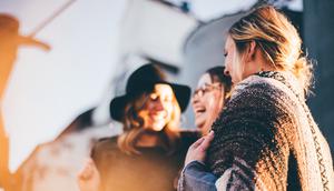 Di akhir Oktober kali ini Fimelahood akan ngobrol cantik di acara Sephora Foundation Diversity. (Ilustrasi: Photo by Priscilla Du Preez on Unsplash)