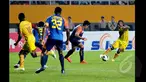 Arema Cronus membungkam Sriwijaya FC dengan skor 1-0 saat laga Final SCM Cup 2015 di Stadion Jakabaring,Selasa (27/1/2015). (Liputan6.com/Johan Tallo)