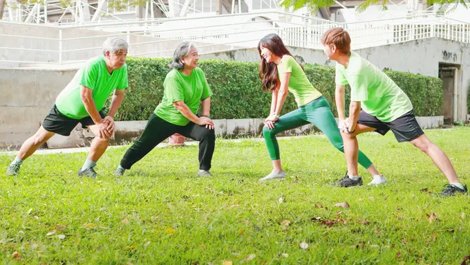 75 Persen Lansia di Indonesia Berisiko Osteoporosis Waktunya Jaga Tulang