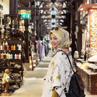 ilustrasi potret youtuber larassati kusnandar, si cantik yang bermain peran di pintu berkah indosiar/instagram: @larassatikusnandar