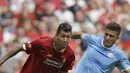 Gelandang baru Manchester City, Rodri berusaha merebut bola dari striker Liverpool pada pertandingan Community Shield di Wembley stadium, London (4/8/2019). Rodri 23 tahun didatangkan City dari Atletico Madrid senilai 62,6 juta pound sterling (Rp 1,11 triliun). (AP Photo/Kirsty Wigglesworth)