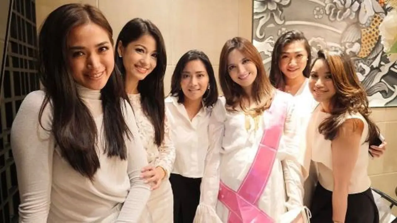 [Bintang] Nia Ramadhani