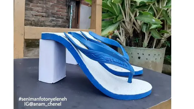 Terlalu Kreatif, 7 Model Sandal Ini Nyeleneh Banget