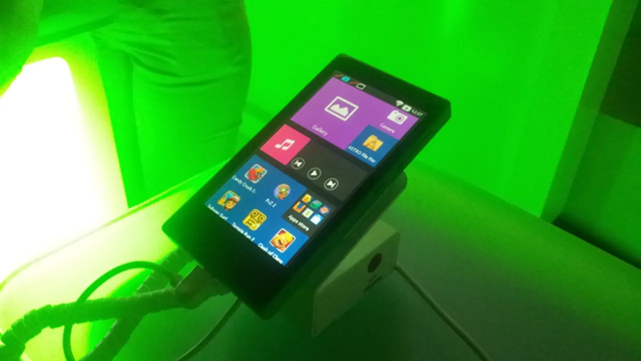 Selain BBM, Ini 4 Aplikasi Populer Bawaan Lain di Nokia X 