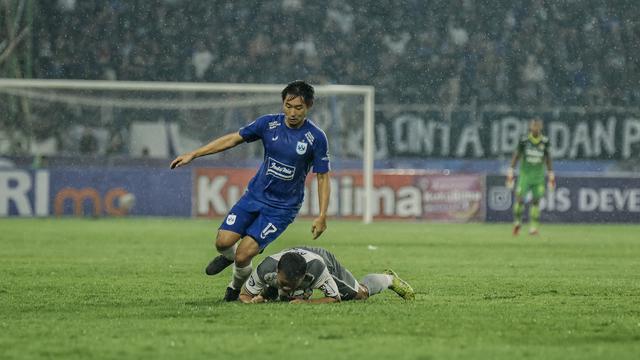 PSIS Vs Persib
