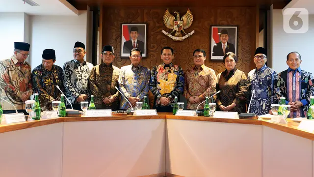 Pimpinan MPR menggelar rapat