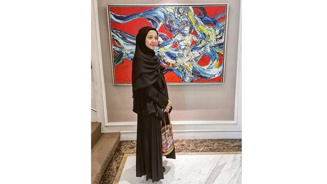 6 Potret Laudya Cynthia Bella Natural Tanpa Makeup, Cantik Memesona