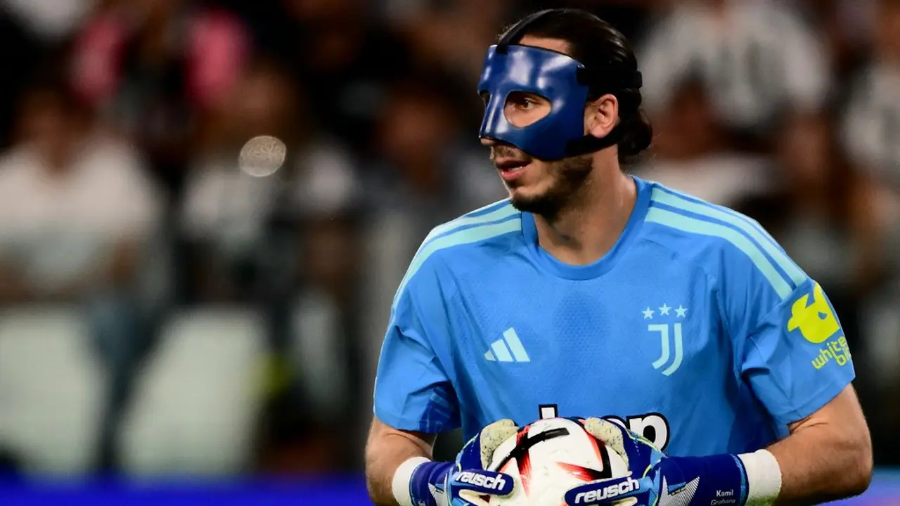 Kiper Juventus asal Polandia, Kamil Grabara