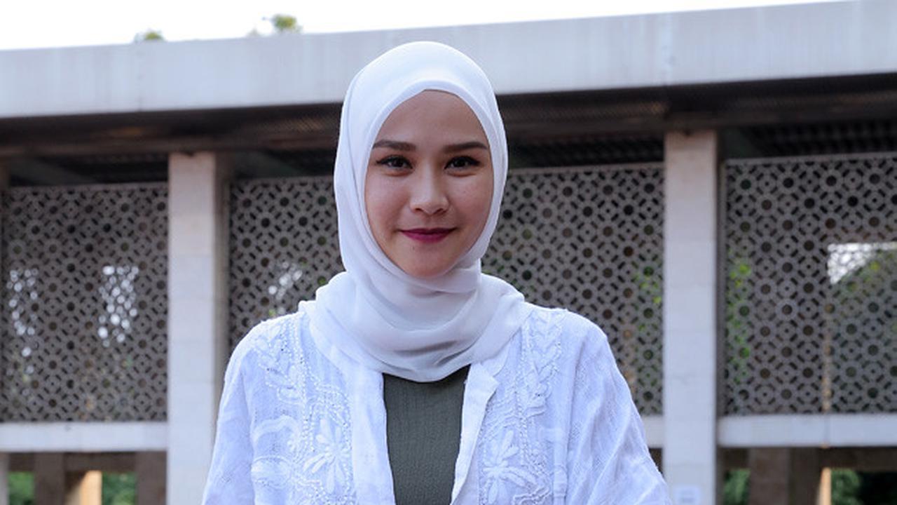 [Bintang] Zaskia Adya Mecca