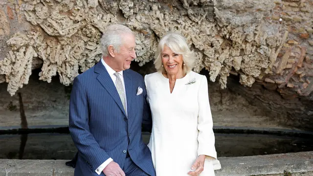 Potret Mesra Raja Charles III dan Ratu Camilla di Italia untuk Rayakan Ultah ke-20 Pernikahan