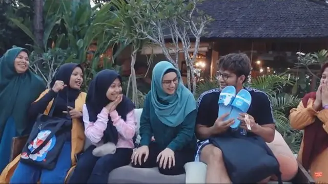 7 Momen Irish Bella dan Ammar Zoni di Taman Bermain Bersama ART