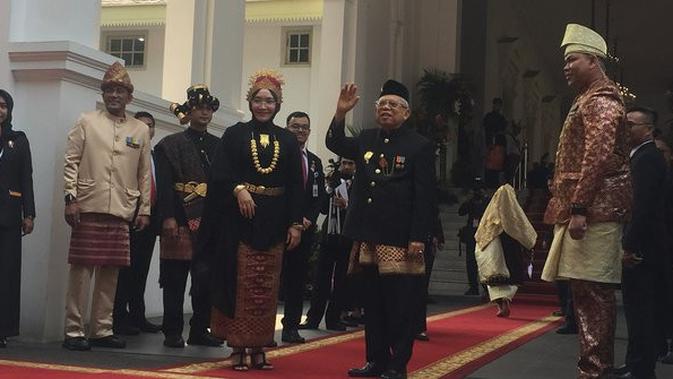 Penampilan Jokowi, Ma'ruf Amin dan Agus Yudhoyono Sebelum Upacara