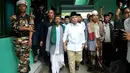 Hatta Radjasa melanjutkan blusukannya ke Pesantren Al Mubarok, Serang, Banten (Liputan6/Johan Tallo) 