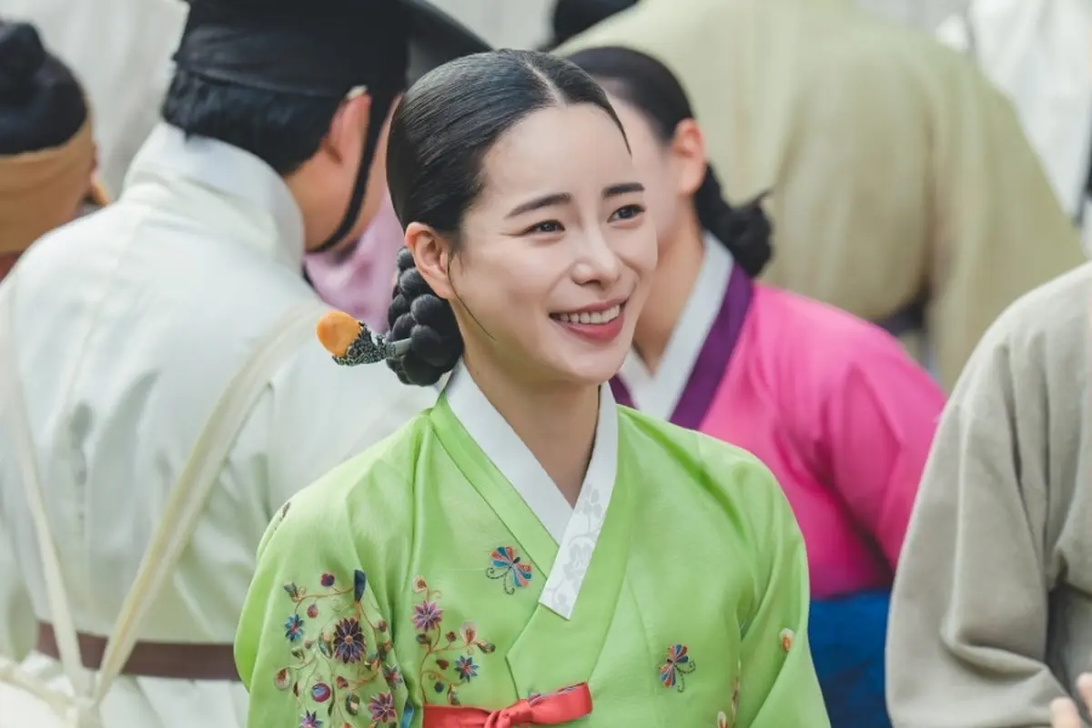 Lim Ji Yeon dalam drakor The Tale of Lady Ok. (JTBC via Soompi)