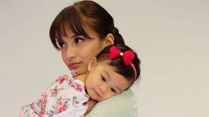 Mommy Panutan, Ini Gaya Tergemas Chelsea Olivia Saat Bersama Anak