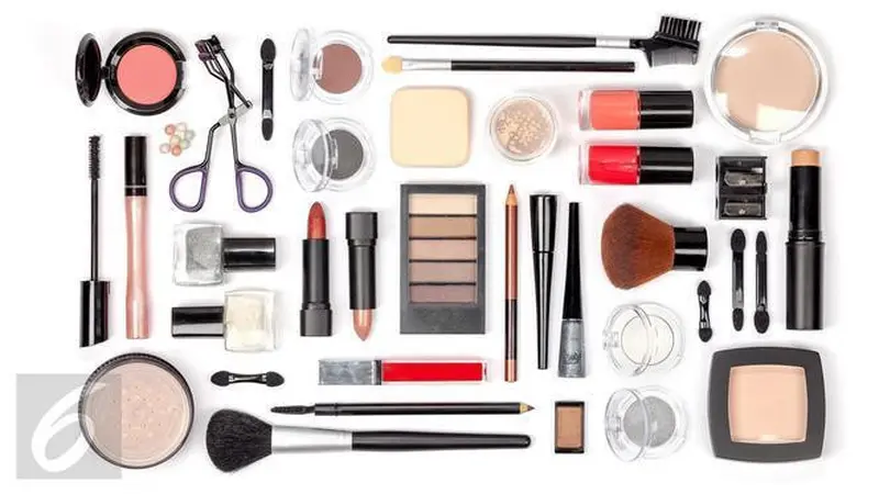 Belanja Alat Makeup Lebih Mudah Lewat Online