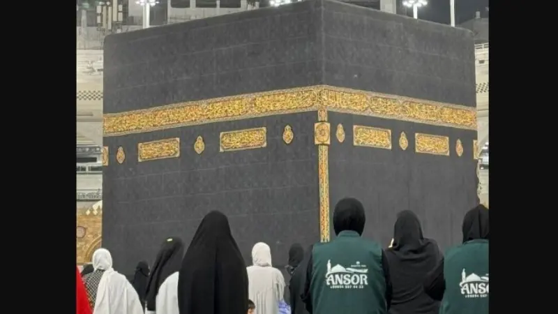 Erina Gudono Ungkap Sempat Terpisah dari Kaesang Pangarep dan Dapat Keajaiban Saat Umrah di Makkah