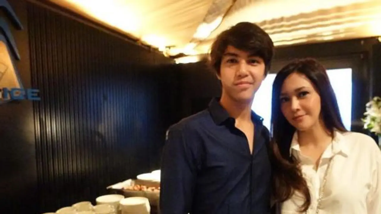 Maia Estianty dan El Rumi