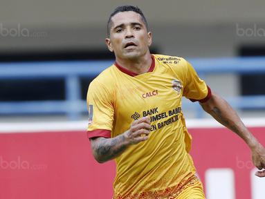 Bomber Sriwijaya FC, Alberto 'Beto' Goncalves, akhirnya resmi menjadi Warga Negara Indonesia (WNI). (Bola.com/M Iqbal Ichsan)