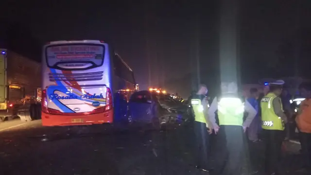 Ditubruk Bus Rosalia, Seorang Wartawan TV Tewas di Tol Jakarta Merak