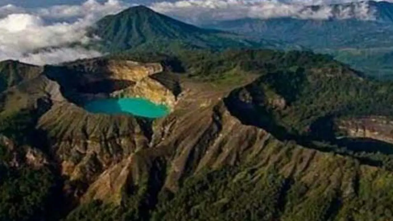 Pesona Tiga Warna, Tiga Kemeriahan di Festival Danau Kelimutu