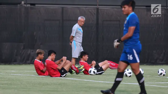 Tantang Indonesia, Timnas Laos Gelar Latihan Terbuka