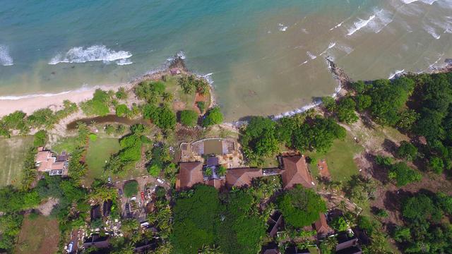 Penampakan Pantai Tanjung Lesung Usai Tsunami Selat Sunda