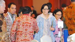 Menkeu, Sri Mulyani saat menghadiri pembukaan Kompas 100 CEO Forum, Jakarata, Kamis (24/11). Forum tersebut membahas langkah-langkah konkret memantapkan iklim investasi untuk mendorong pertumbuhan ekonomi. (Liputan.com/Angga Yuniar)