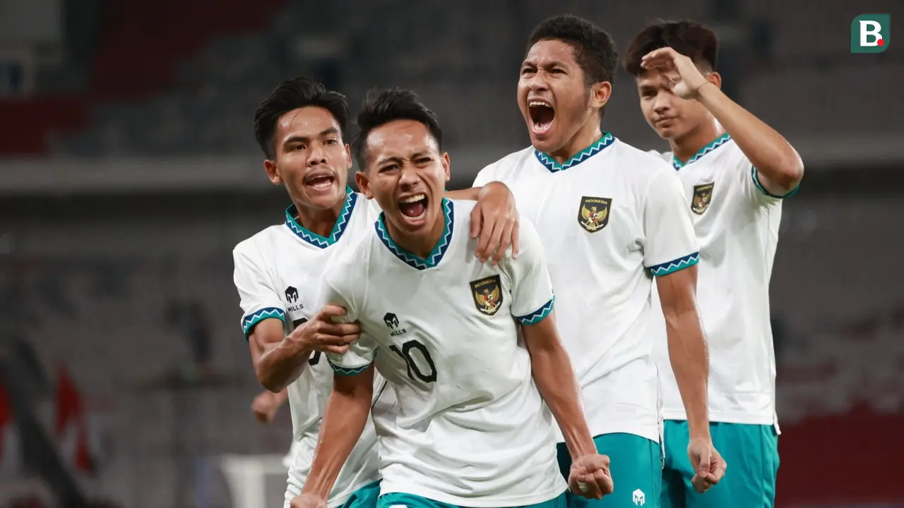 Gelandang Timnas Indonesia U-22, Beckham Putra, mencetak gol ke gawang Timnas Lebanon U-22.