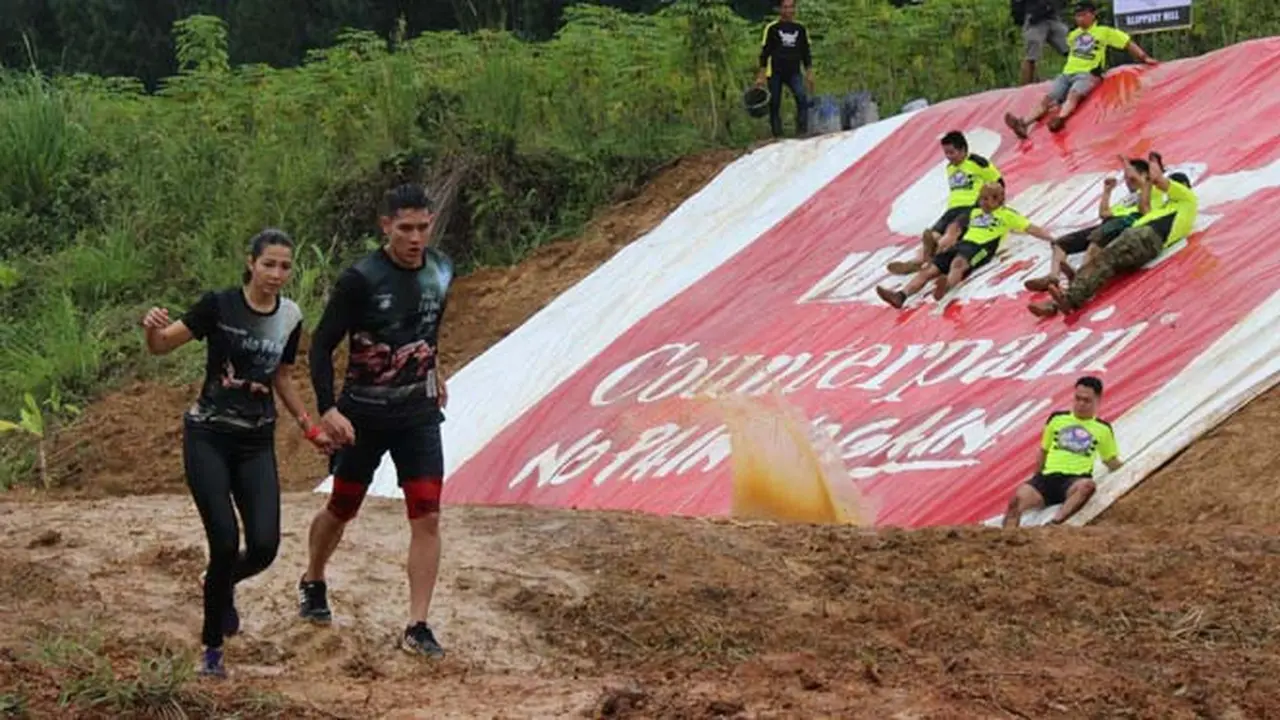 Love Chemistry Andrea Dian dan Bimo di Counterpain Mud Warrior