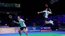 Ganda putra Indonesia Fajar Alfian/Muhammad Shohibul Fikri melaju ke semifinal Denmark Open 2025 setelah menyingkirkan pasangan Inggris Ben Lane/Sean Vendy&nbsp;di Jyske Bank Arena, Jumat (17/10) malam WIB.&nbsp;(foto: PBSI)