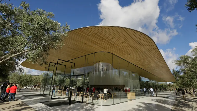 Apple Resmi Buka Visitor Center di Apple Park