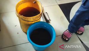 solar damkar yang mau dicuri (Liputan6.com/antara)