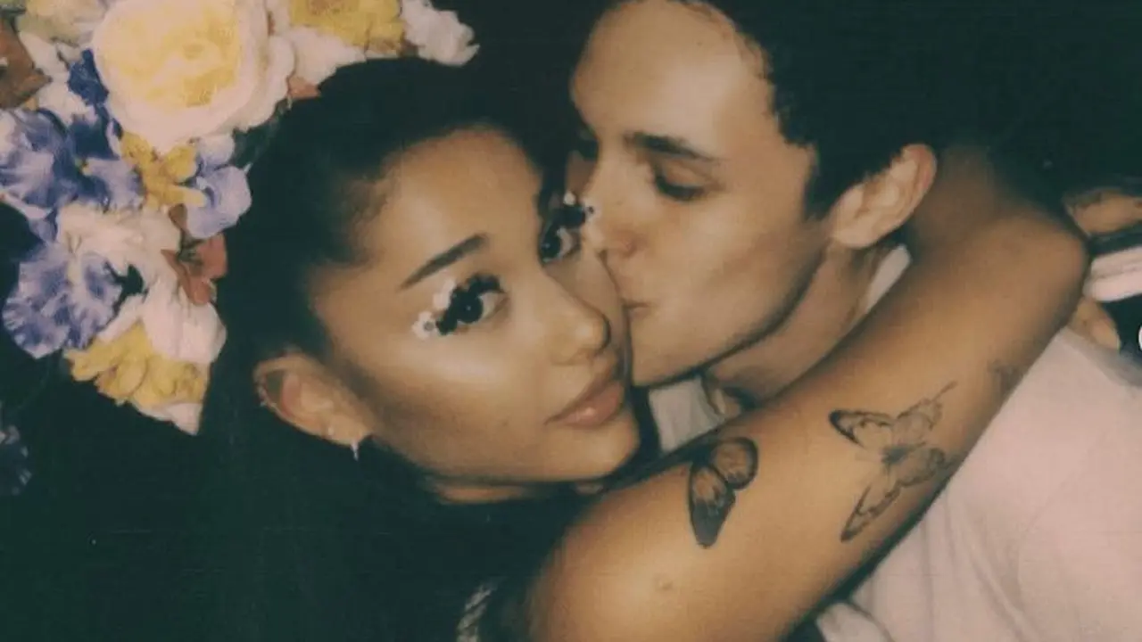 Ariana Grande dan Dalton Gomez