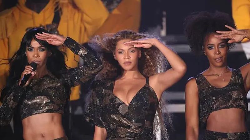 Beyonce Tampil di Coachella 2018 dengan Pakaian Malfungsi