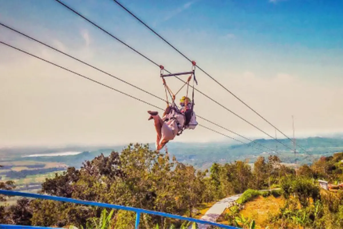 Jogja Punya Flying Fox Terpanjang di Asia Tenggara, Berani Coba?