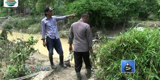 Jembatan Putus Diterjang Banjir Bandang, Puluhan Kepala Keluarga di Tegal Terisolir