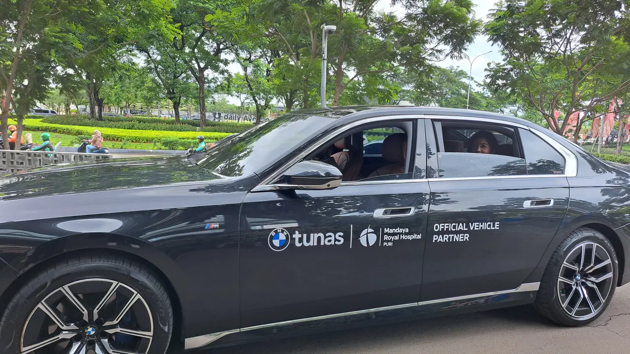 Kampanyekan Pentingnya Full Body Scan Sejak Dini, Rumah Sakit di Tangerang Gandeng BMW untuk Antar Jemput Pasien