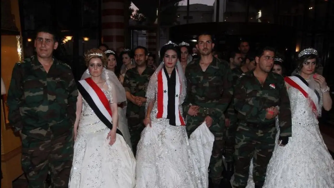 Nikah massal prajurit militer di Suriah. (News.cn)