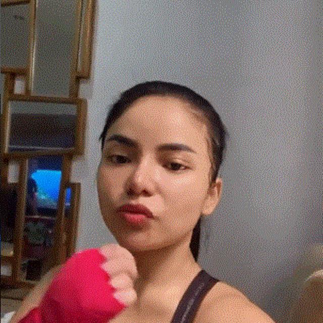 Dinar Candy sesi latihan tinju